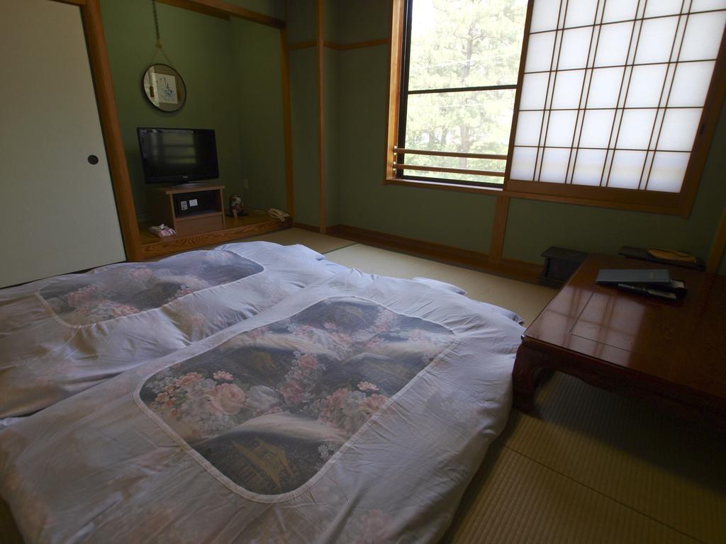 Sazu Onsen Yusho Hotel Kami  Habitación foto