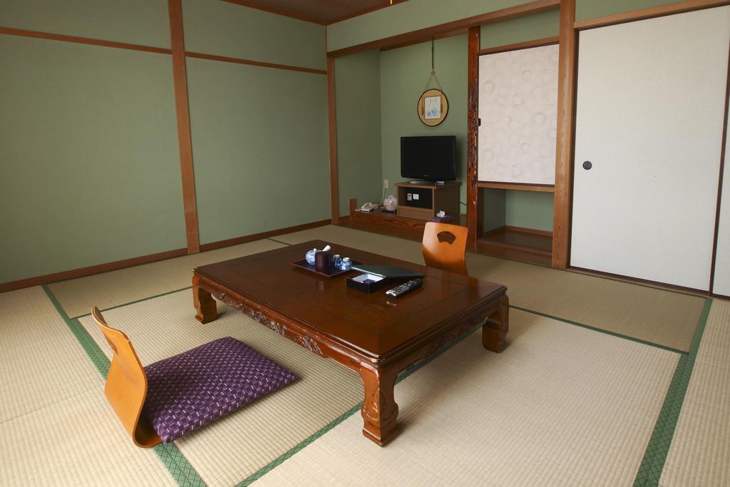 Sazu Onsen Yusho Hotel Kami  Habitación foto